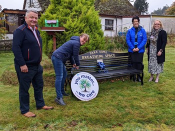Unveiling our 50th Bench: Jim Hume (Support in Mind Scotland); Maree Todd (MSP ); Lisa-Jane Dock, Breathing Space; and Cathy Steer (Suicide Prevention Group)